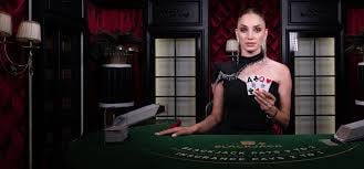Simbol-simbol harimau dalam Fortune Tiger dengan nilai pembayaran yang berbeda